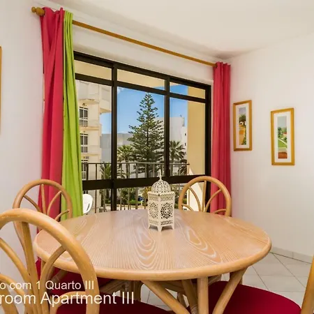 Apartamento Akisol Armação Pera Sunny Iii *
